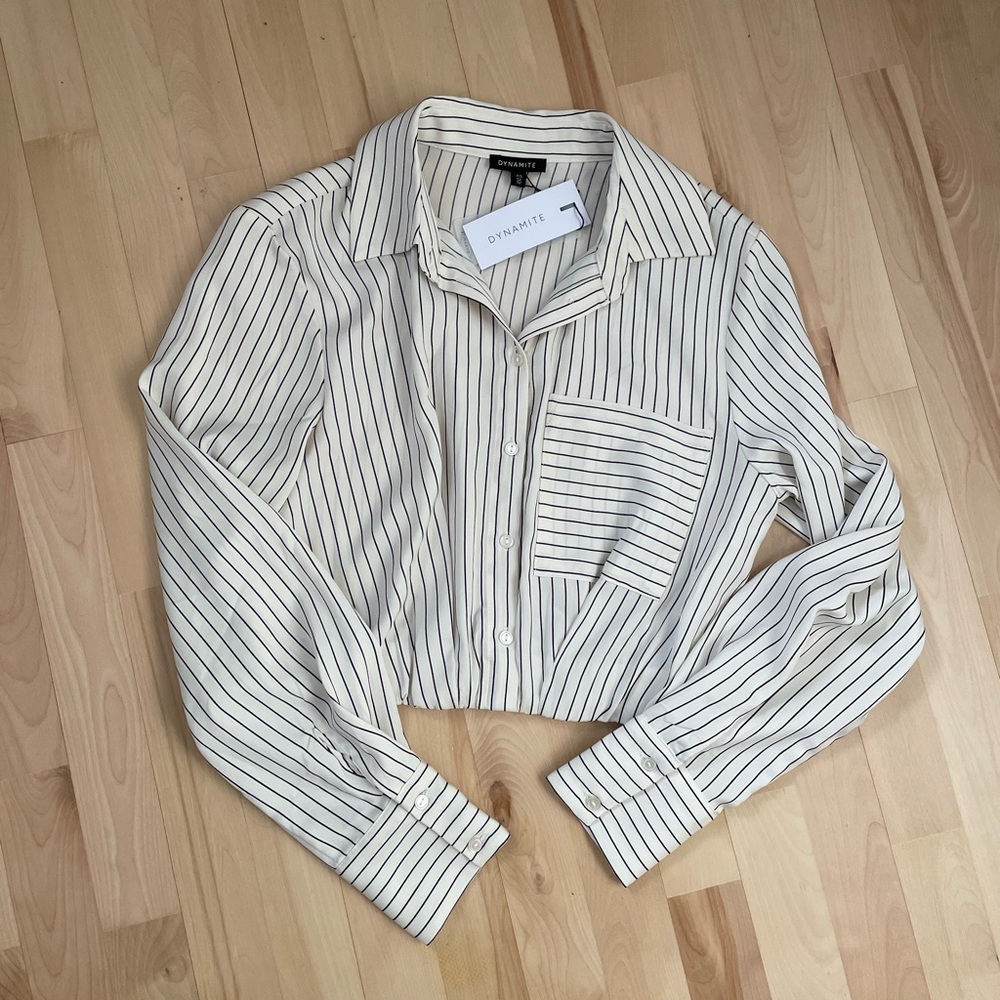 Dynamite Bailey cropped button-up shirt